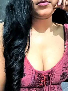 Snapshot of NEETU-89 chatting on October 21, 2025, 4:12 am NEETU-89 online show from October 21, 2025, 4:12 am