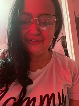 Snapshot of GiaNahomi chatting on March 16, 2025, 1:49 pm GiaNahomi online show from March 16, 2025, 1:49 pm