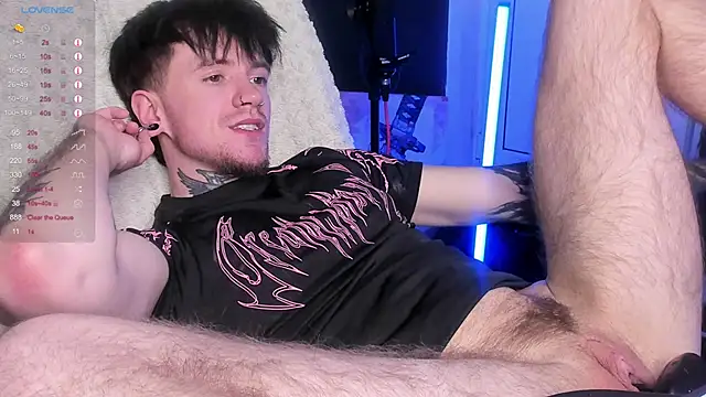 Snapshot of Badrabbitt_ chatting on February 8, 2026, 9:40 am Badrabbitt online show from February 8, 2026, 9:40 am