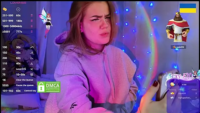 RedVelveten online show from March 22, 2025, 10:26 pm