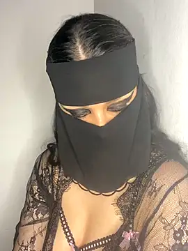 saraajad1 online show from September 23, 2025, 8:27 pm