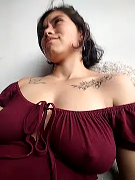 Alexandra 65 online show from February 2, 2026, 7:46 pm