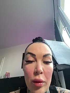 PalinaPr online show from December 16, 2025, 1:37 pm