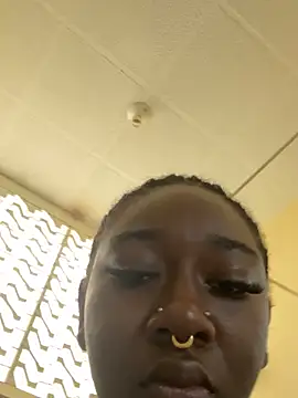 Snapshot of zahhysims chatting on October 16, 2025, 5:10 pm zahhysims online show from October 16, 2025, 5:10 pm