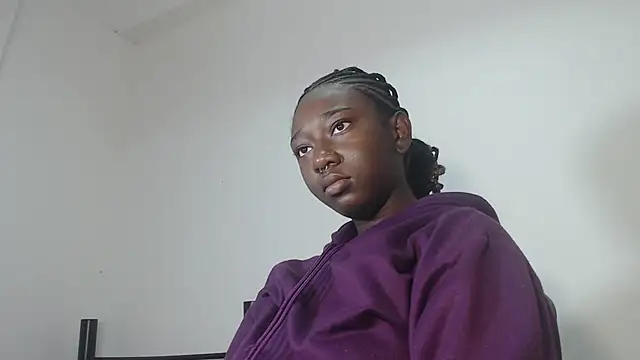 Snapshot of zahhysims chatting on February 25, 2025, 11:10 am zahhysims online show from February 25, 2025, 11:10 am