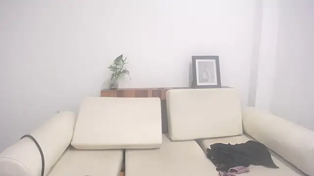 Snapshot of zahhysims chatting on March 21, 2025, 9:34 am zahhysims online show from March 21, 2025, 9:34 am