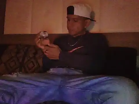 oiram27 online show from November 17, 2025, 10:08 am