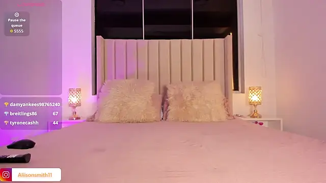 Aliison Smith online show from December 18, 2025, 3:11 am