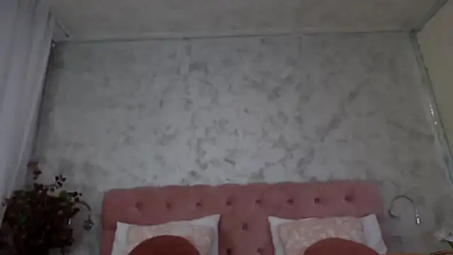 Snapshot of JullyBlair chatting on October 4, 2025, 3:41 am JullyBlair online show from October 4, 2025, 3:41 am