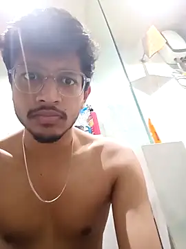 skinnyyyyyyyyy online show from May 16, 2026, 3:27 am