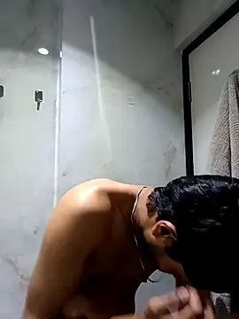 Snapshot of skinnyyyyyyyyy chatting on February 21, 2026, 4:47 am skinnyyyyyyyyy online show from February 21, 2026, 4:47 am