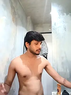 skinnyyyyyyyyy online show from May 18, 2026, 5:56 am