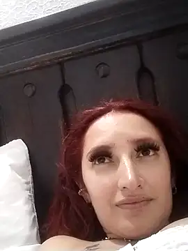 Snapshot of hinnatha22 chatting on December 31, 2024, 4:06 am hinnatha22 online show from December 31, 2024, 4:06 am