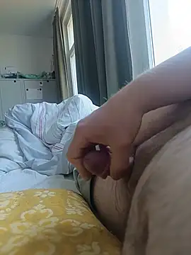 Snapshot of awesome-dirty-dick chatting on May 27, 2026, 6:32 am awesome-dirty-dick online show from May 27, 2026, 6:32 am