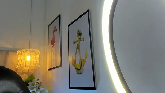 naomiii   online show from March 12, 2026, 11:36 am