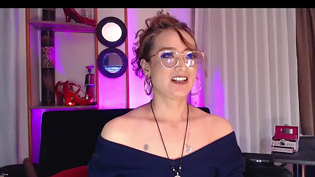 Snapshot of AdeleMourfg chatting on February 25, 2025, 11:15 pm AdeleMourfg online show from February 25, 2025, 11:15 pm