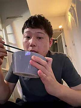 Snapshot of tuki_fu chatting on February 23, 2026, 11:33 am tuki fu online show from February 23, 2026, 11:33 am