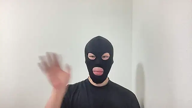 Ash zzz online show from March 23, 2025, 3:32 am