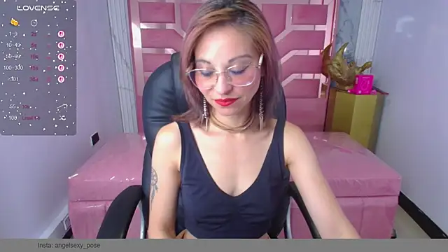 Snapshot of abril_ch_ chatting on May 14, 2026, 12:35 pm abril ch online show from May 14, 2026, 12:35 pm