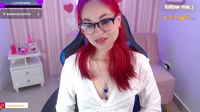 abril ch  online show from March 12, 2025, 10:48 am