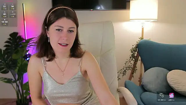 Snapshot of Hailey_Green chatting on March 13, 2025, 7:39 pm Hailey Green online show from March 13, 2025, 7:39 pm