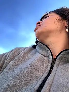 Snapshot of NATHALIA-28_ chatting on October 15, 2025, 12:02 pm NATHALIA-28 online show from October 15, 2025, 12:02 pm