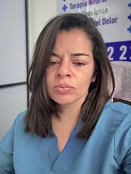 Snapshot of NATHALIA-28_ chatting on December 22, 2025, 12:05 pm NATHALIA-28 online show from December 22, 2025, 12:05 pm