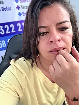 Snapshot of NATHALIA-28_ chatting on January 11, 2026, 1:07 pm NATHALIA-28 online show from January 11, 2026, 1:07 pm