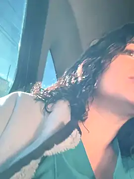 Snapshot of NATHALIA-28_ chatting on October 24, 2025, 12:04 pm NATHALIA-28 online show from October 24, 2025, 12:04 pm