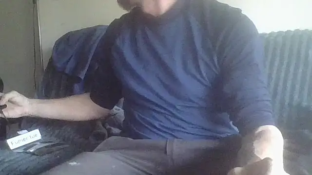 Snapshot of mohican69hot chatting on April 3, 2026, 3:40 pm mohican69hot online show from April 3, 2026, 3:40 pm