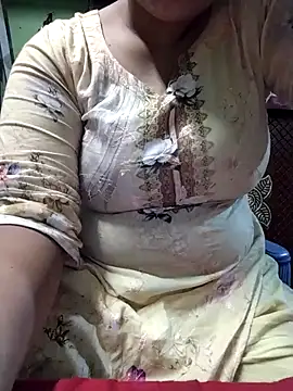 Snapshot of Nilanjona-Ray chatting on December 22, 2025, 10:48 am Nilanjona-Ray online show from December 22, 2025, 10:48 am