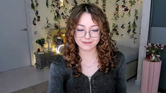 SereneFlame online show from April 29, 2026, 4:11 pm