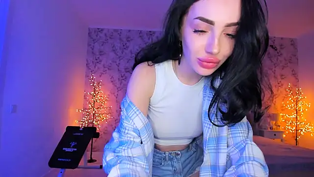 Snapshot of NancyLovee_ chatting on April 2, 2026, 10:38 pm NancyLovee online show from April 2, 2026, 10:38 pm