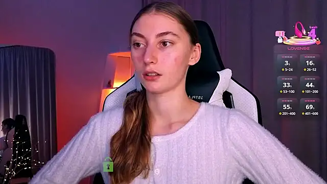 Snapshot of lady_curls chatting on January 31, 2026, 9:46 pm lady curls online show from January 31, 2026, 9:46 pm