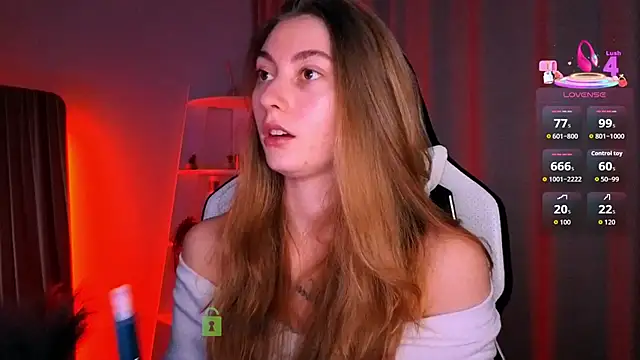 Snapshot of lady_curls chatting on February 24, 2026, 10:43 pm lady curls online show from February 24, 2026, 10:43 pm