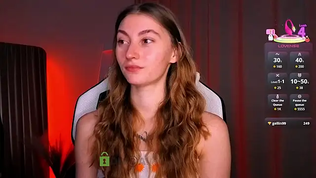 Snapshot of lady_curls chatting on February 6, 2026, 11:45 pm lady curls online show from February 6, 2026, 11:45 pm