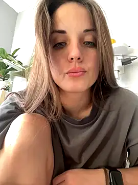 Snapshot of AmiLavs chatting on November 27, 2025, 10:27 am AmiLavs online show from November 27, 2025, 10:27 am