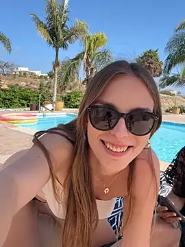 MrAndMrsSavage online show from April 30, 2026, 1:07 pm