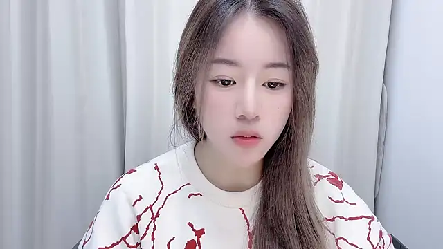 Snapshot of chloe-01 chatting on December 16, 2024, 12:16 pm chloe-01 online show from December 16, 2024, 12:16 pm