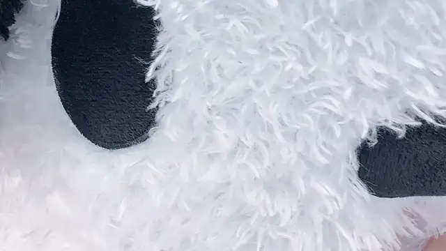 Snapshot of chloe-01 chatting on March 13, 2025, 4:05 am chloe-01 online show from March 13, 2025, 4:05 am