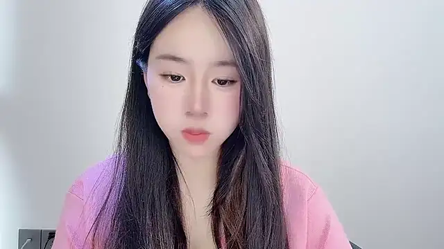 chloe-01 online show from November 25, 2025, 3:29 am