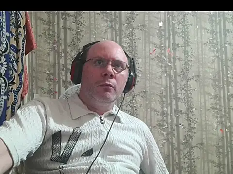 AgnichBan online show from December 2, 2025, 8:54 pm