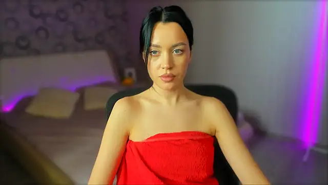 Snapshot of AlannaMiless chatting on March 5, 2025, 8:32 am AlannaMiless online show from March 5, 2025, 8:32 am