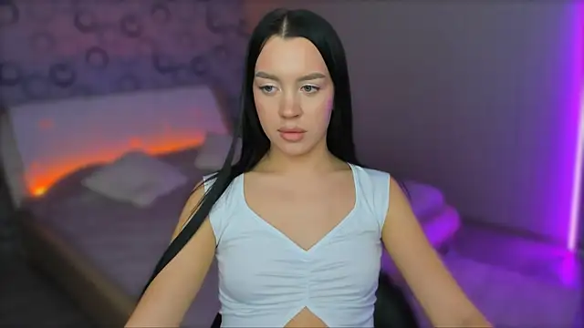 Snapshot of AlannaMiless chatting on February 1, 2025, 12:18 am AlannaMiless online show from February 1, 2025, 12:18 am