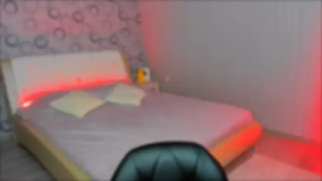 Snapshot of AlannaMiless chatting on February 2, 2025, 9:56 pm AlannaMiless online show from February 2, 2025, 9:56 pm