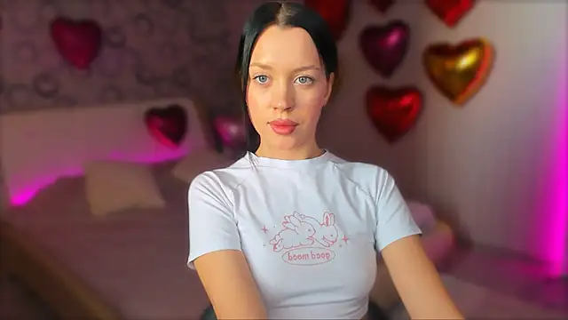 Snapshot of AlannaMiless chatting on February 11, 2025, 5:16 am AlannaMiless online show from February 11, 2025, 5:16 am