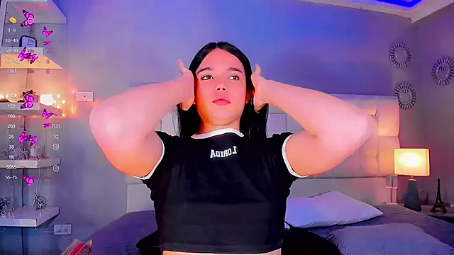 OSMARIEL SWEETT online show from December 17, 2024, 9:05 pm