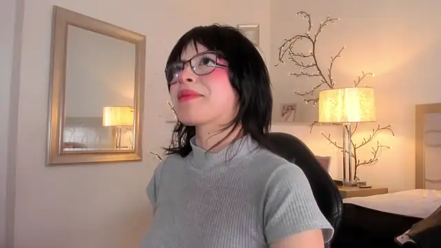 Snapshot of NattashaHotson chatting on February 7, 2025, 7:49 pm NattashaHotson online show from February 7, 2025, 7:49 pm