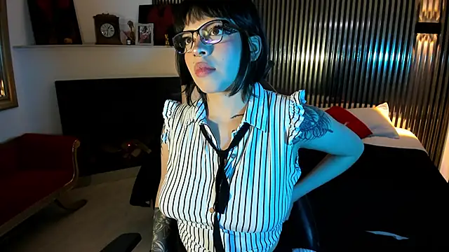 Snapshot of NattashaHotson chatting on September 26, 2025, 4:19 am NattashaHotson online show from September 26, 2025, 4:19 am