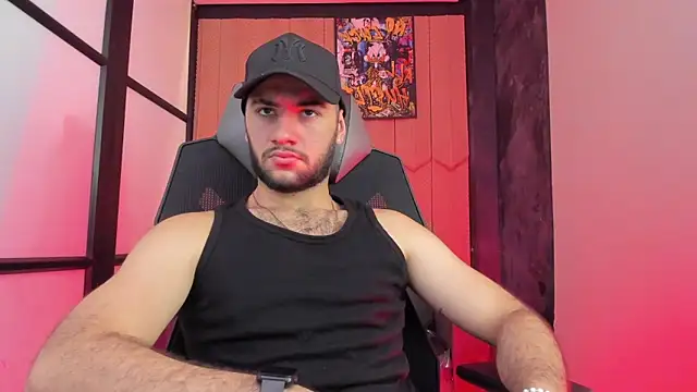 Snapshot of MaximusDick1_ chatting on February 10, 2026, 12:15 pm MaximusDick1 online show from February 10, 2026, 12:15 pm